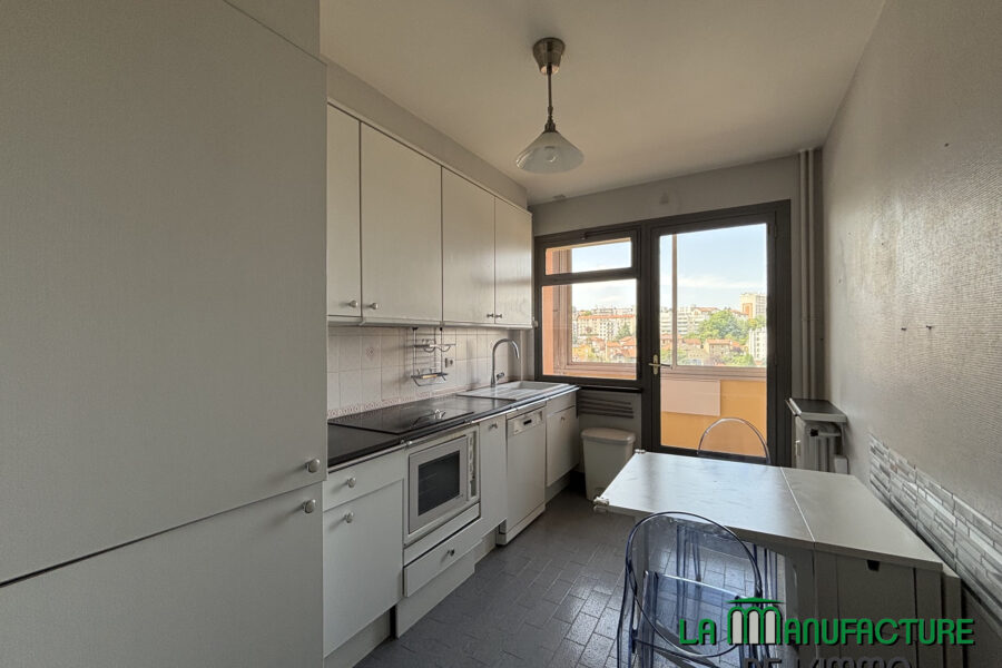 Appartement à vendre à Saint-Étienne — Vue sur la ville — photo 6