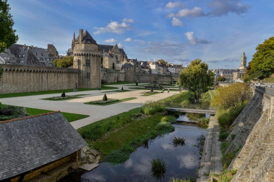 Appartement à vendre à Vannes — Vue sur la ville — photo 1