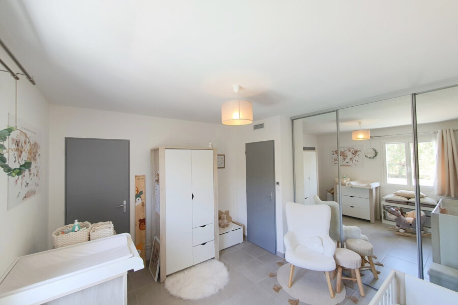 Maison à vendre à Roquebrune-sur-argens — Vue vignes — photo 18