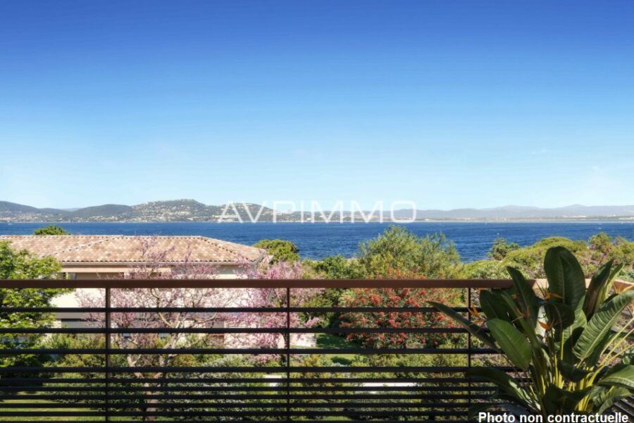 Terrain à vendre à Hyères — Vue mer — photo 1