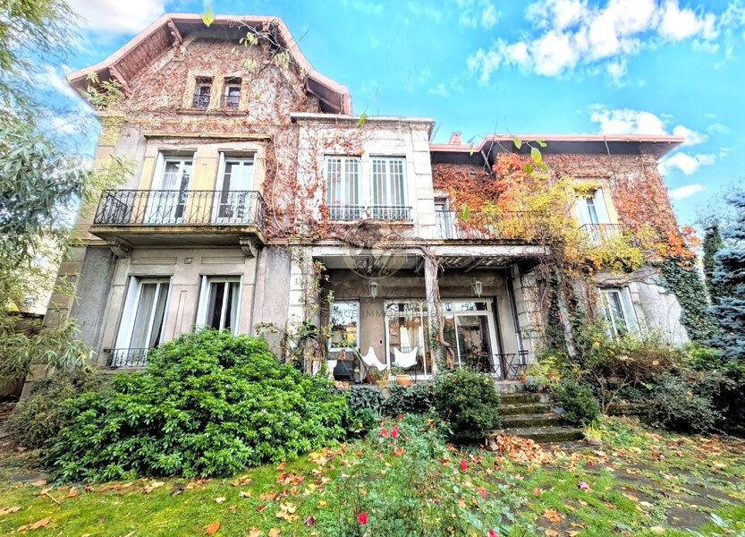 Maison à vendre à Saint-chamond — Vue dégagée — photo 1