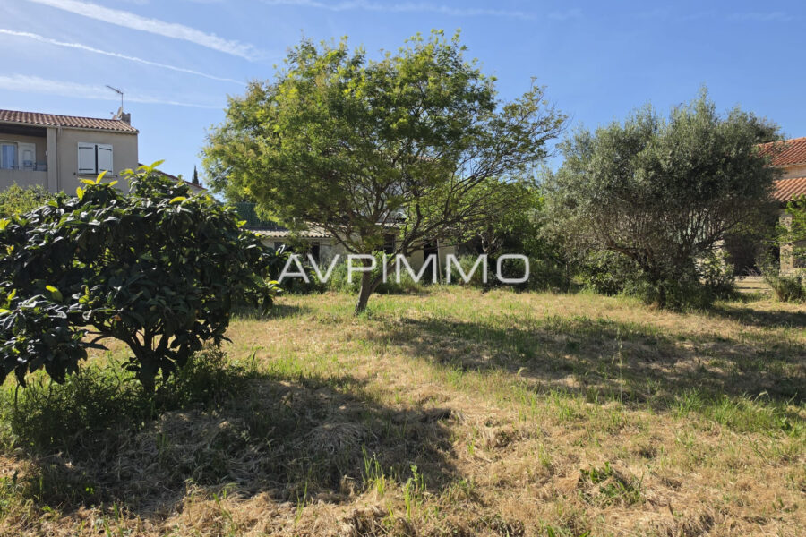 Terrain à vendre à La ciotat — Vue dégagée — photo 1