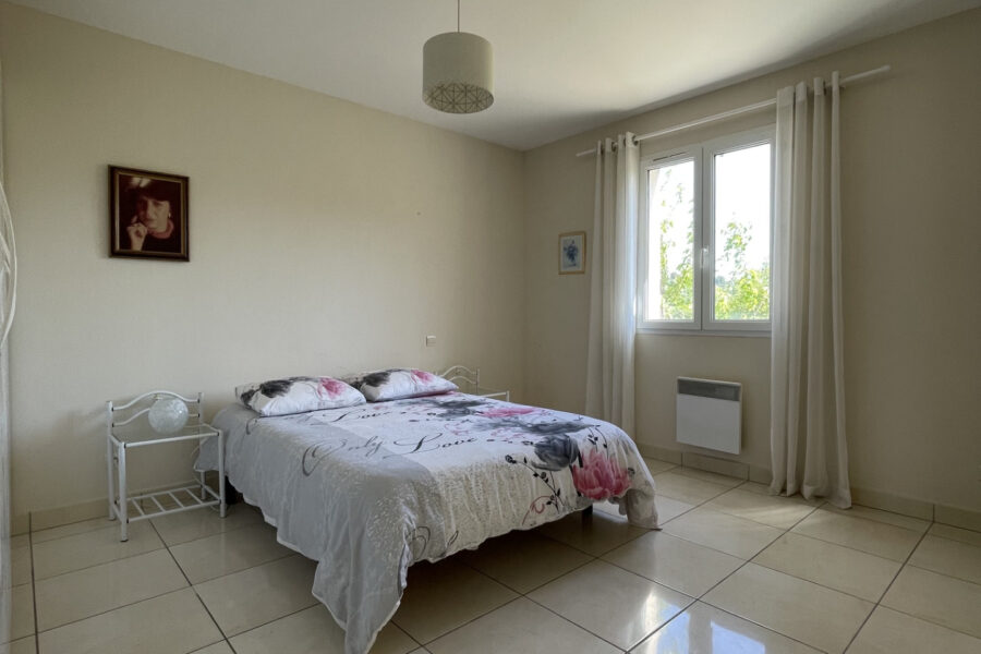 Maison à vendre à Castelnau-de-guers — Vue dégagée — photo 7