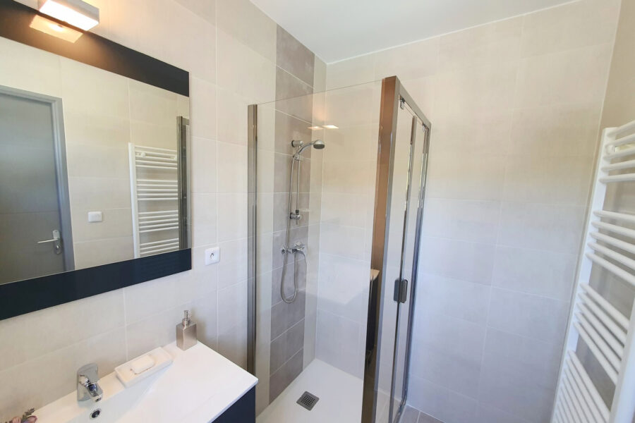 Maison à vendre à Roquebrune-sur-argens — Vue vignes — photo 19