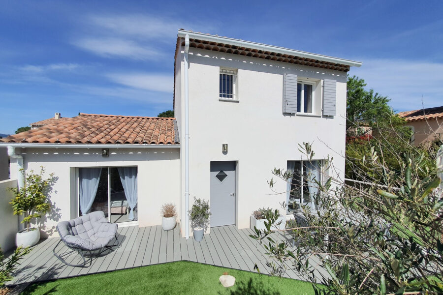 Maison à vendre à Roquebrune-sur-argens — Vue vignes — photo 4
