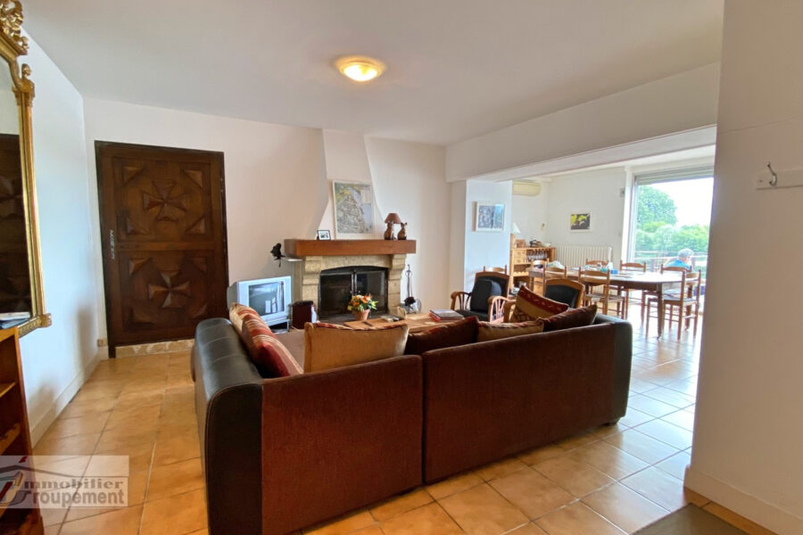 Maison à vendre à Castillon-la-bataille — Vue fleuve — photo 3