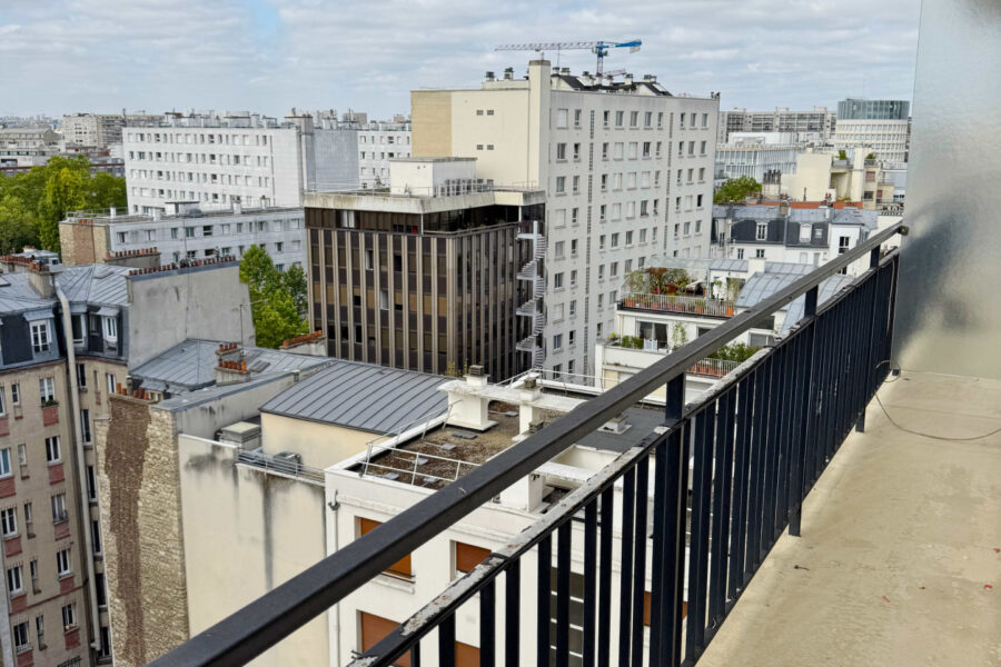 Appartement à vendre à Paris — Vue sur la ville — photo 6