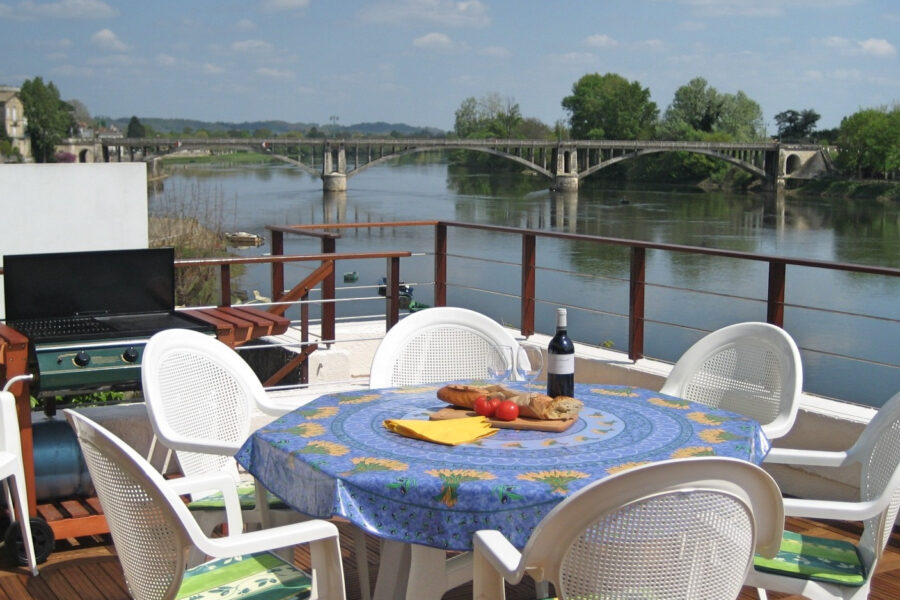 Maison à vendre à Castillon-la-bataille — Vue fleuve — photo 2