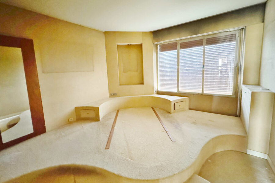 Appartement à vendre à Paris — Vue sur la ville — photo 8