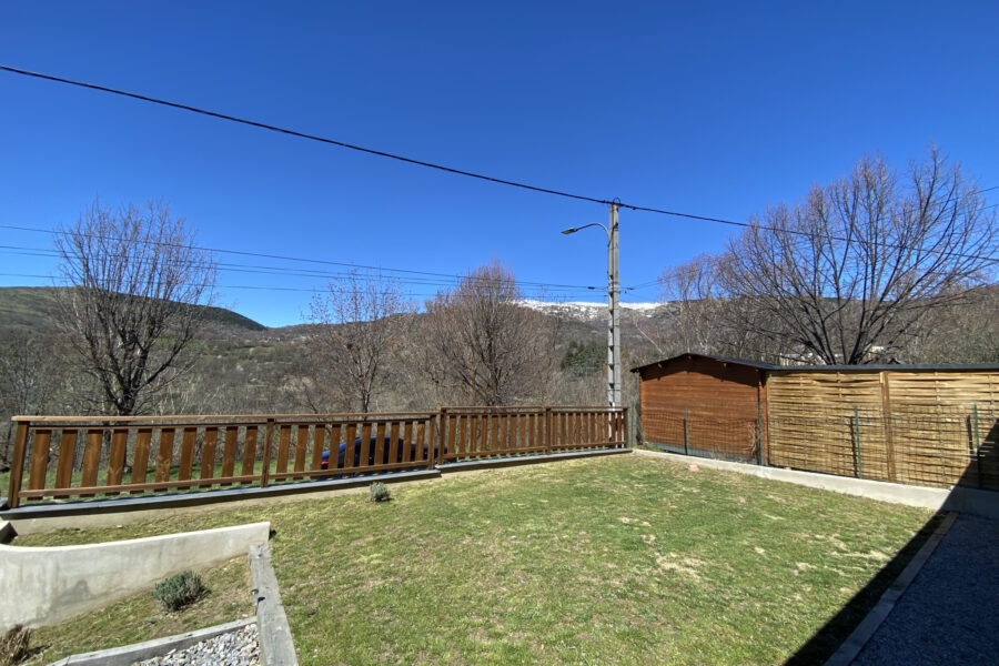 Maison à vendre à Angoustrine-villeneuve-des-escaldes — Vue montagne — photo 1