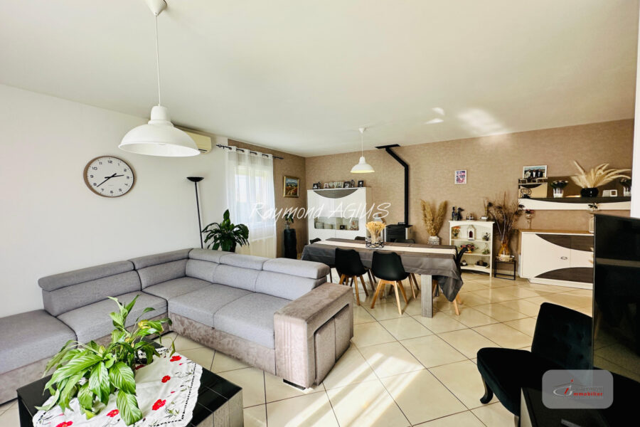 Maison à vendre à Saint-antoine-de-breuilh — Vue lac — photo 11