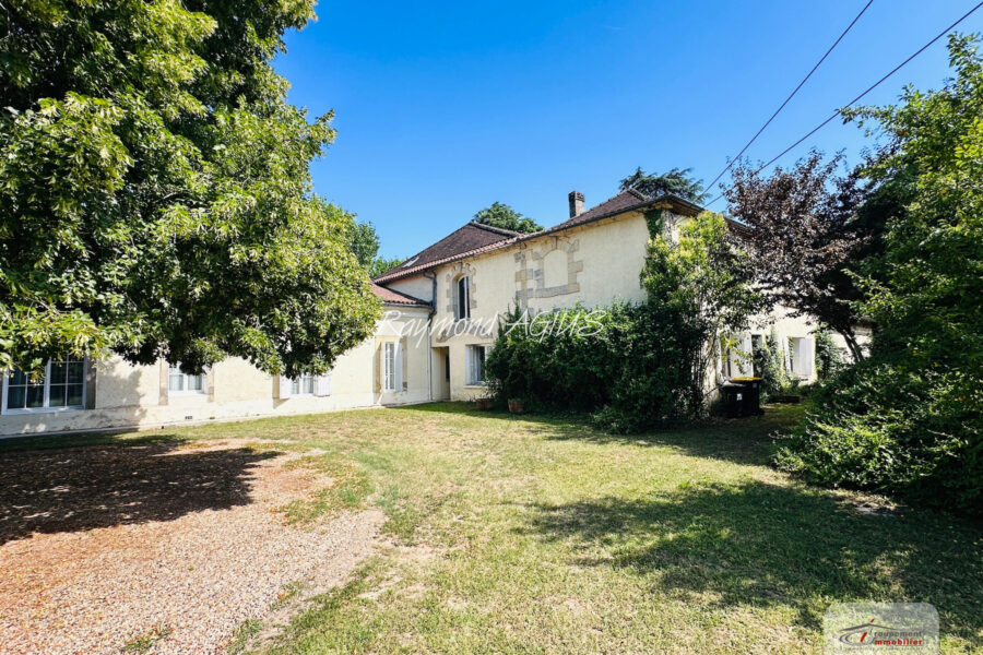 Maison à vendre à Saint-Émilion — Vue lac — photo 6