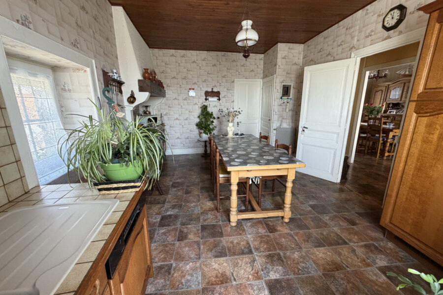 Maison à vendre à Saint-rémy-sur-durolle — Vue nature — photo 4