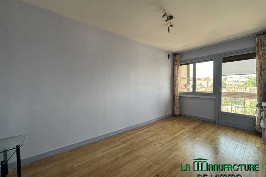 Appartement à vendre à Saint-Étienne — Vue sur la ville — photo 11