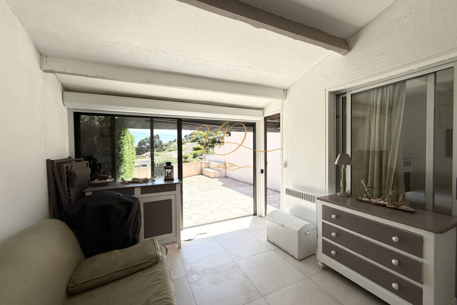 Maison à vendre à La croix-valmer — Vue mer — photo 7