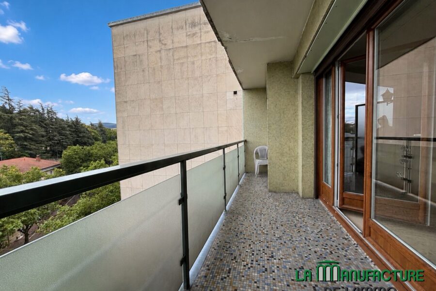 Appartement à vendre à Saint-Étienne — Vue nature — photo 3