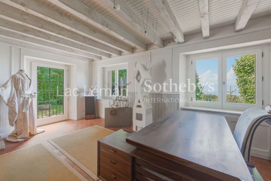 Maison à vendre à Cranves sales — Vue lac — photo 13