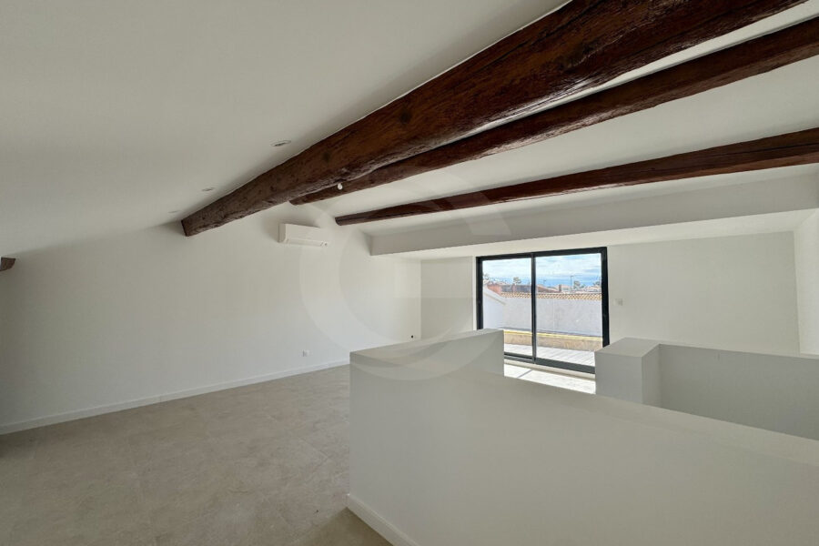 Appartement à vendre à Mèze — Vue sur la ville — photo 4