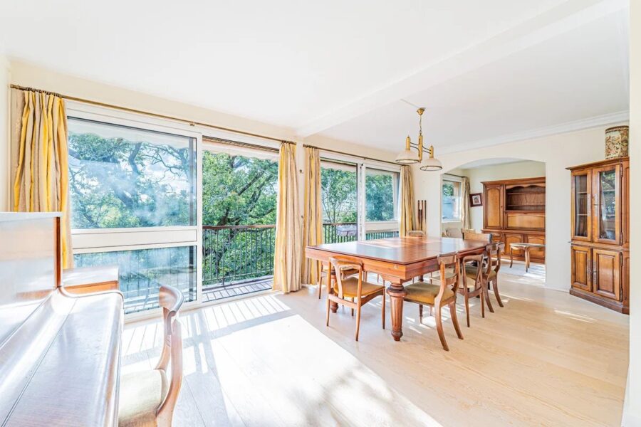 Appartement à vendre à La celle-saint-cloud — Vue parc & jardin — photo 3