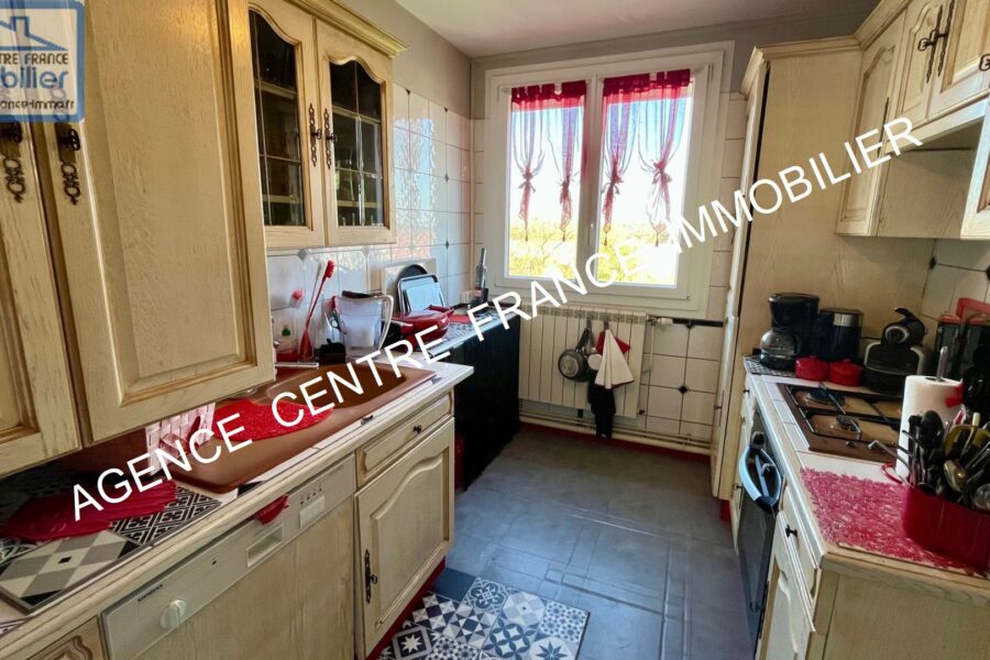 Appartement à vendre à Bourges — Vue parc & jardin — photo 3