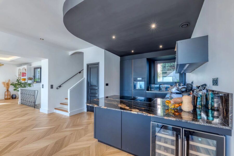Maison à vendre à Golfe-juan — Vue mer — photo 8
