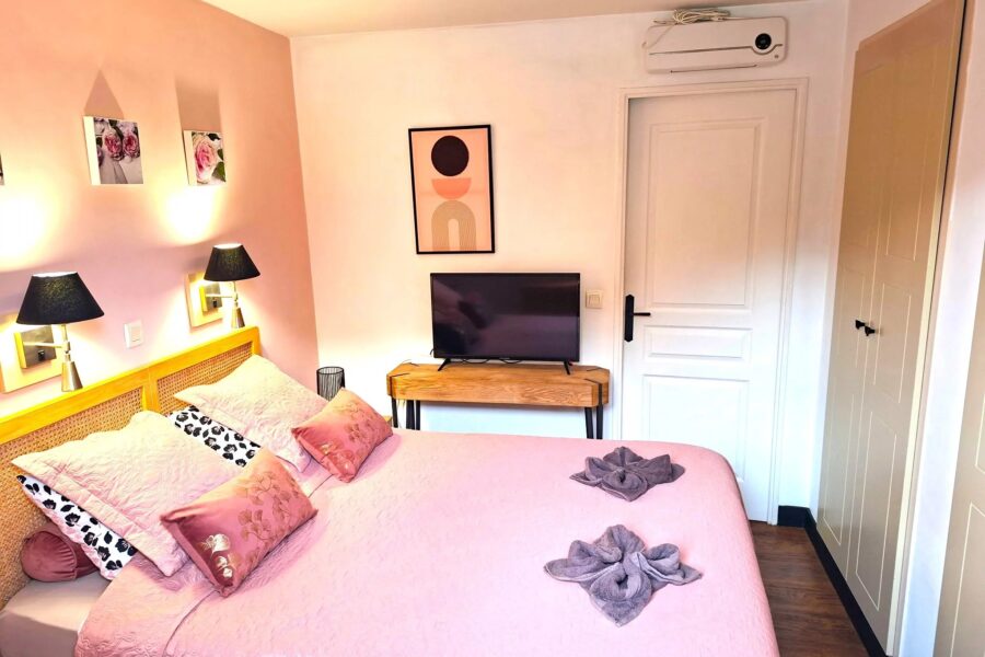 Appartement à vendre à Grimaud — Vue parc & jardin — photo 2