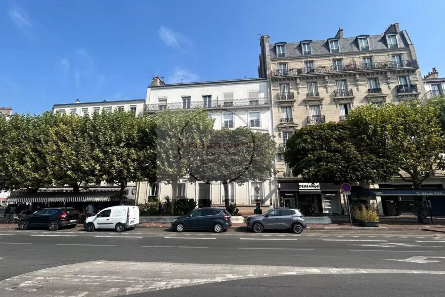 Appartement à vendre à Saint-mandé — Vue sur la ville — photo 3