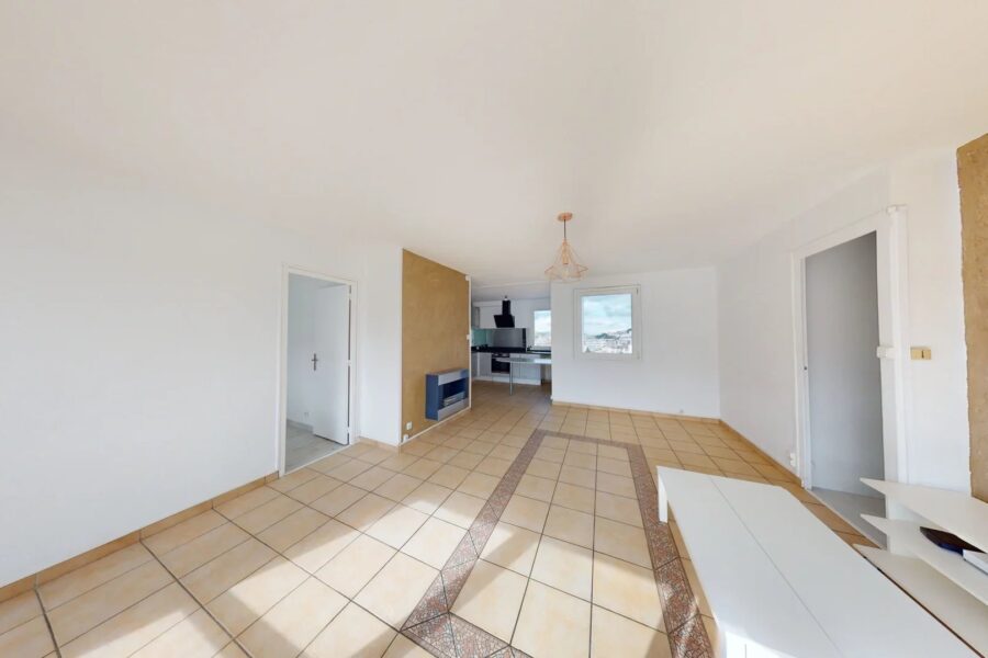 Appartement à vendre à Saint-Étienne — Vue montagne — photo 13
