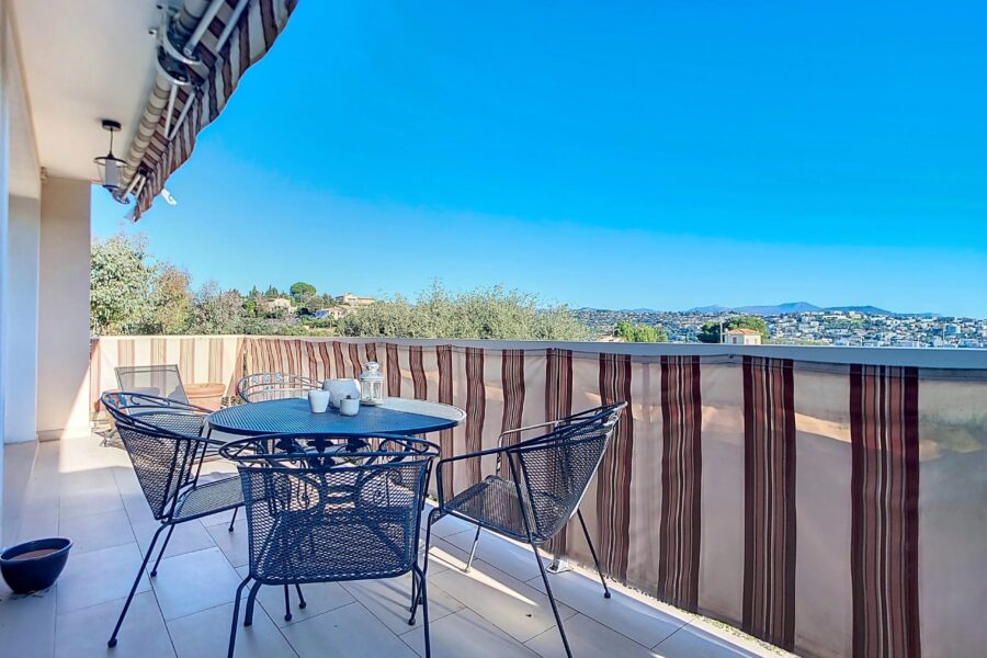 Appartement à louer à Saint-laurent-du-var — Vue mer — photo 3