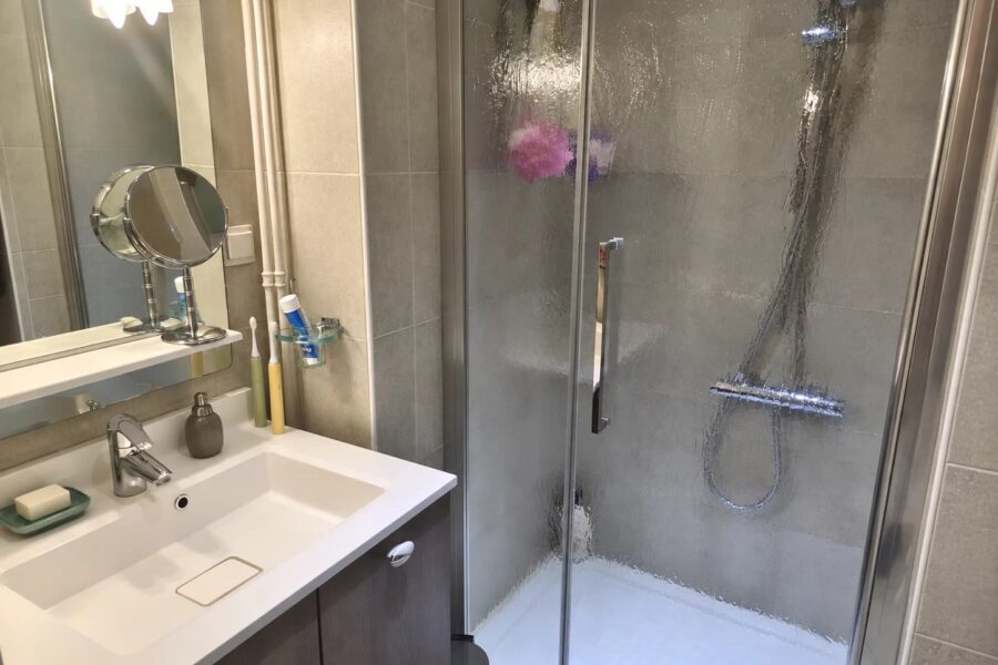 Appartement à vendre à Saint-laurent-du-var — Vue mer — photo 8