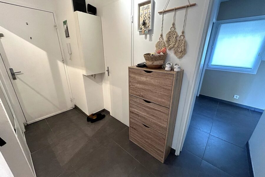 Appartement à vendre à Saint-Étienne — Vue montagne — photo 23