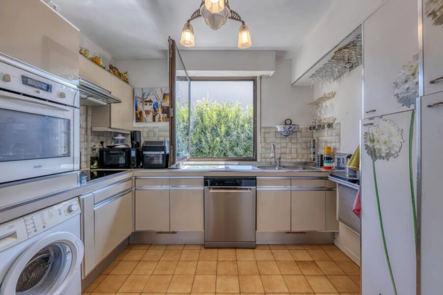 Appartement à vendre à Cannes — Vue parc & jardin — photo 6