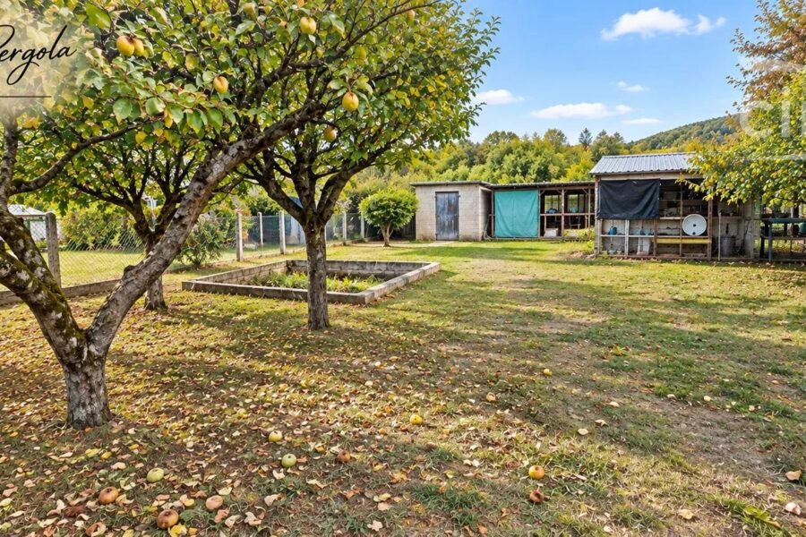 Maison à vendre à Le lardin-saint-lazare — Vue parc & jardin — photo 3