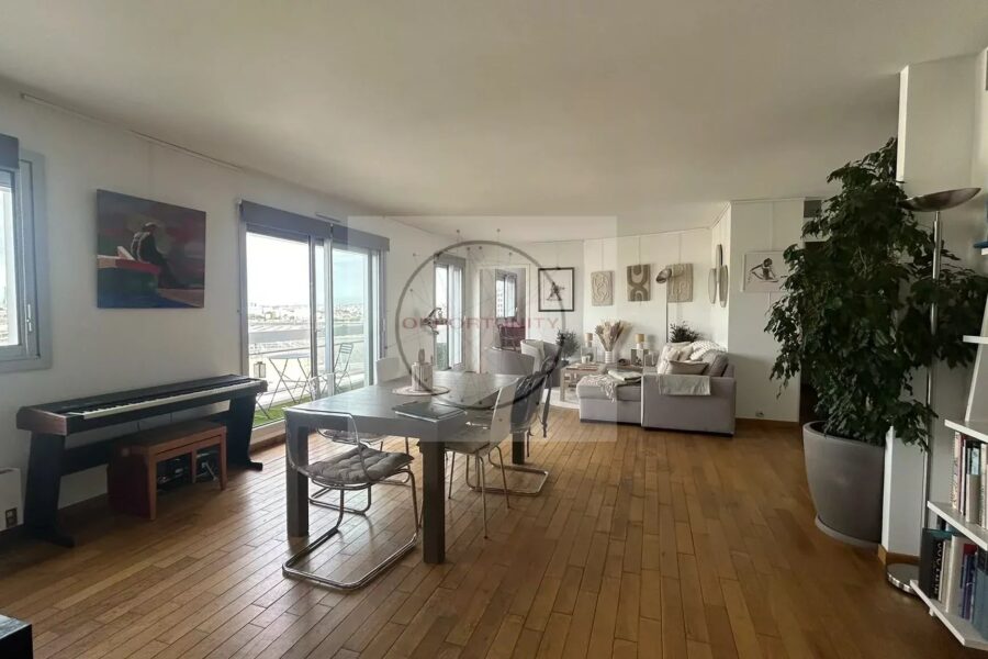 Appartement à vendre à Charenton-le-pont — Vue sur la ville — photo 2
