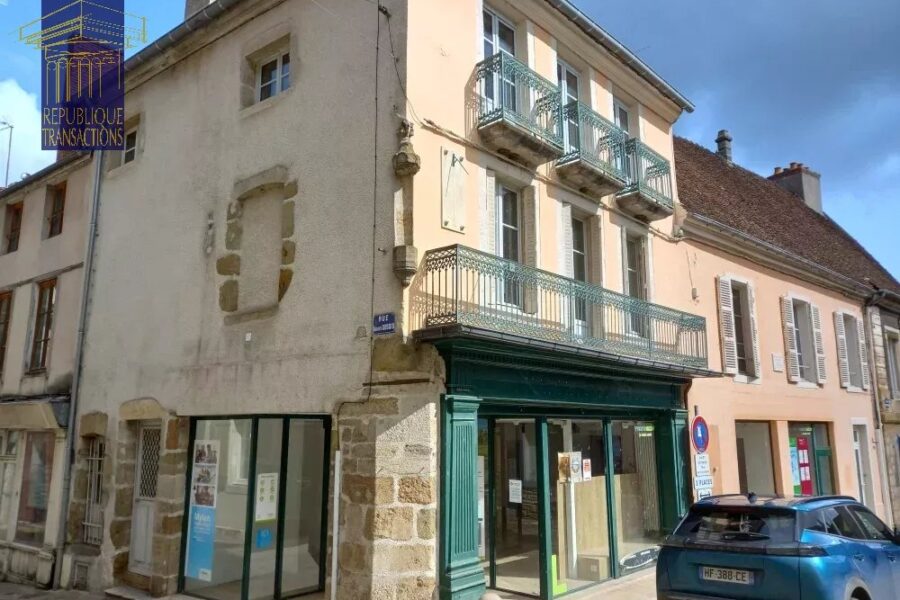 Maison à vendre à Arnay-le-duc — Vue sur la ville — photo 4