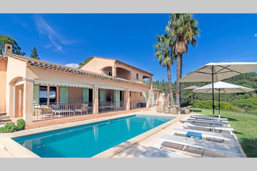 Maison à vendre à La garde-freinet — Vue montagne — photo 9