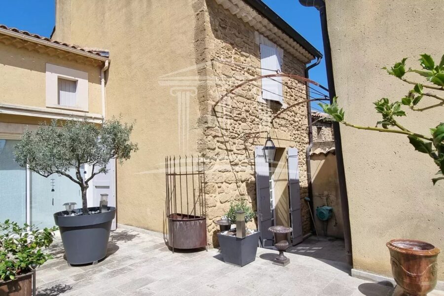 Maison à vendre à Sorgues — Vue sur la ville — photo 2