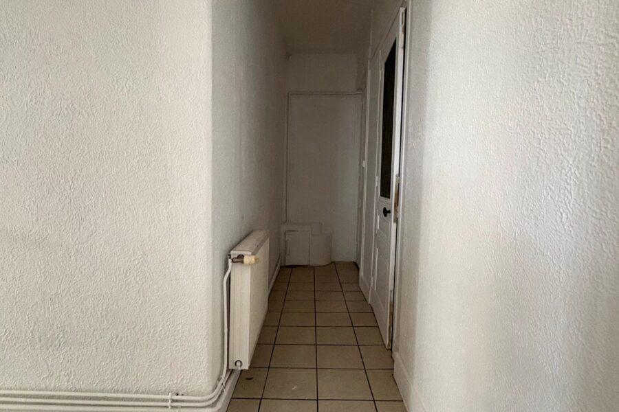 Appartement à louer à Saint-Étienne — Vue sur la ville — photo 6