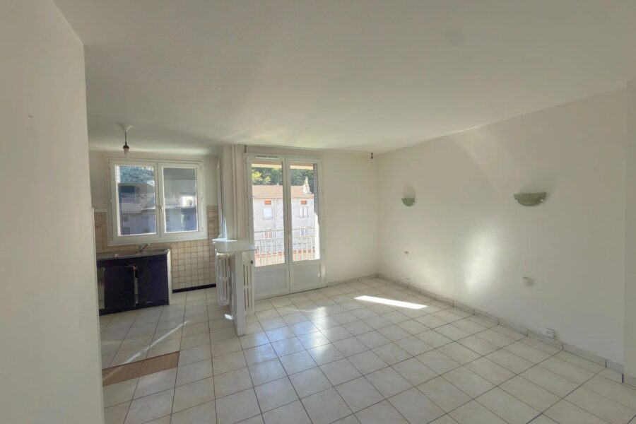 Appartement à vendre à Saint-Étienne — Vue sur la ville — photo 4