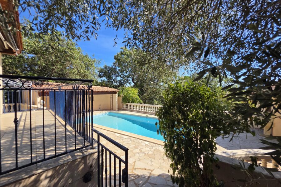 Maison à vendre à Vidauban — Vue parc & jardin — photo 5