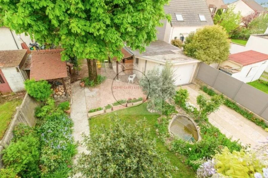 Maison à vendre à Houilles — Vue parc & jardin — photo 16