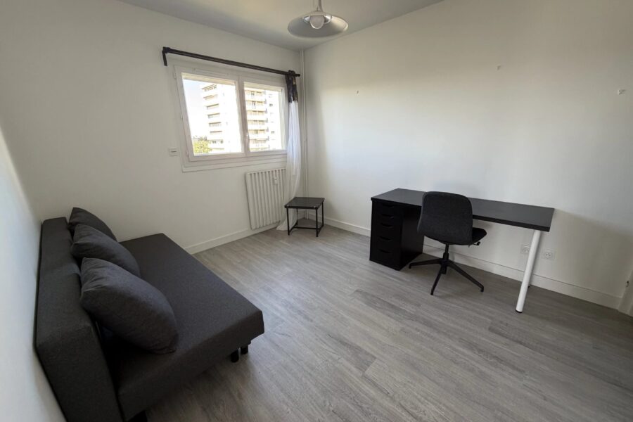 Appartement à vendre à Saint-Étienne — Vue montagne — photo 14