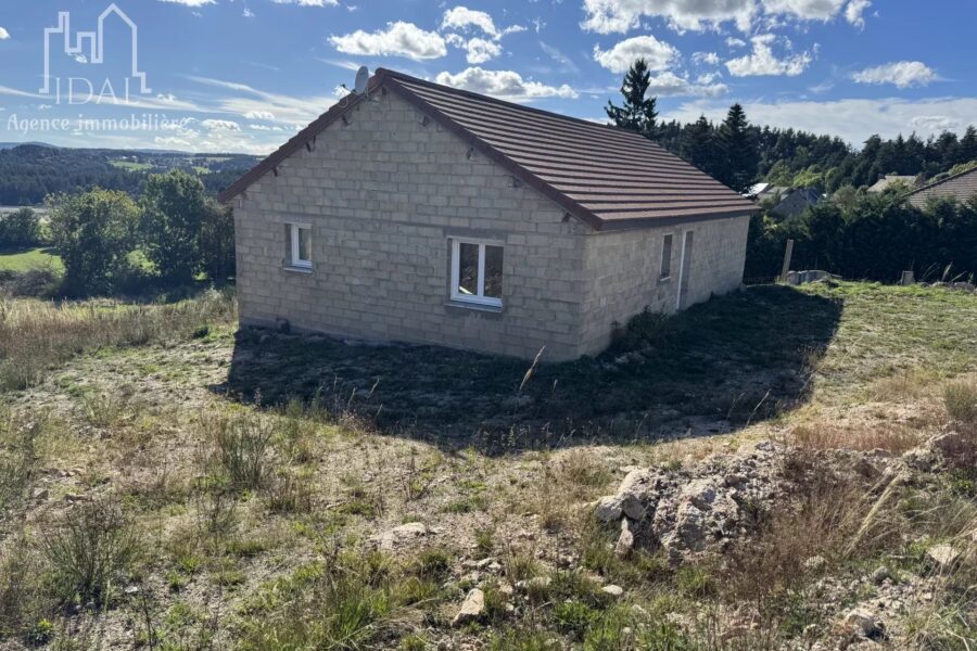 Maison à vendre à Peyre en aubrac — Vue nature — photo 7