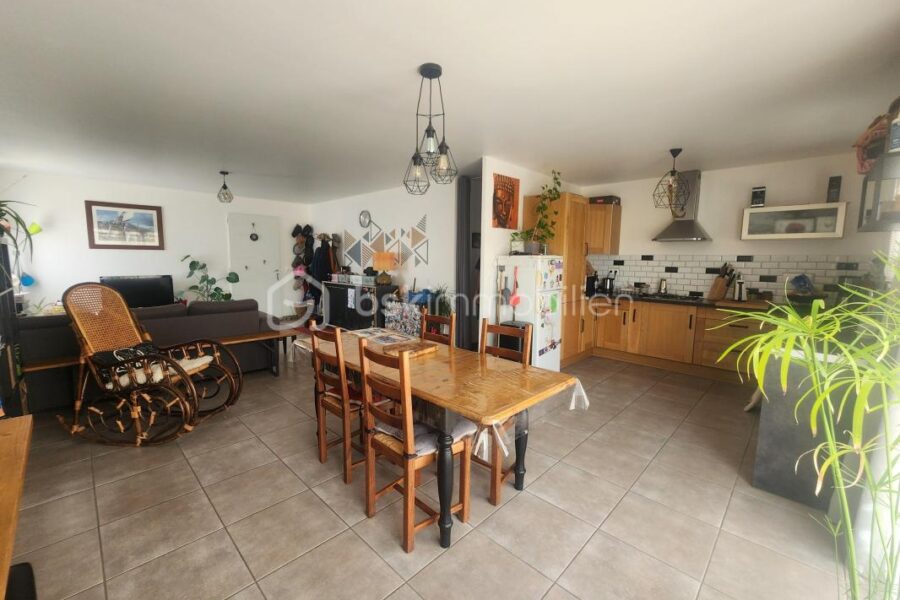 Maison à vendre à Charols — Vue montagne — photo 2