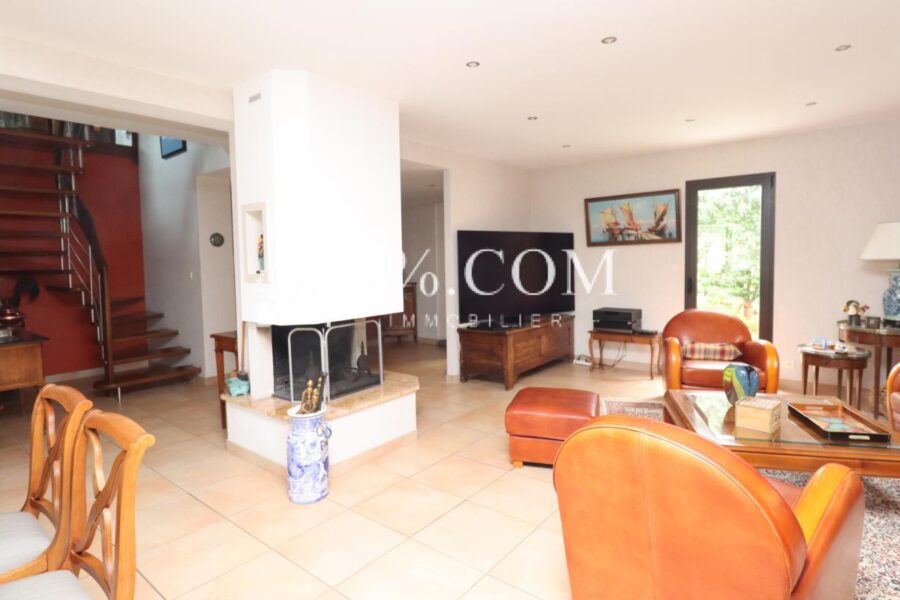 Maison à vendre à Goven — Vue parc & jardin — photo 2