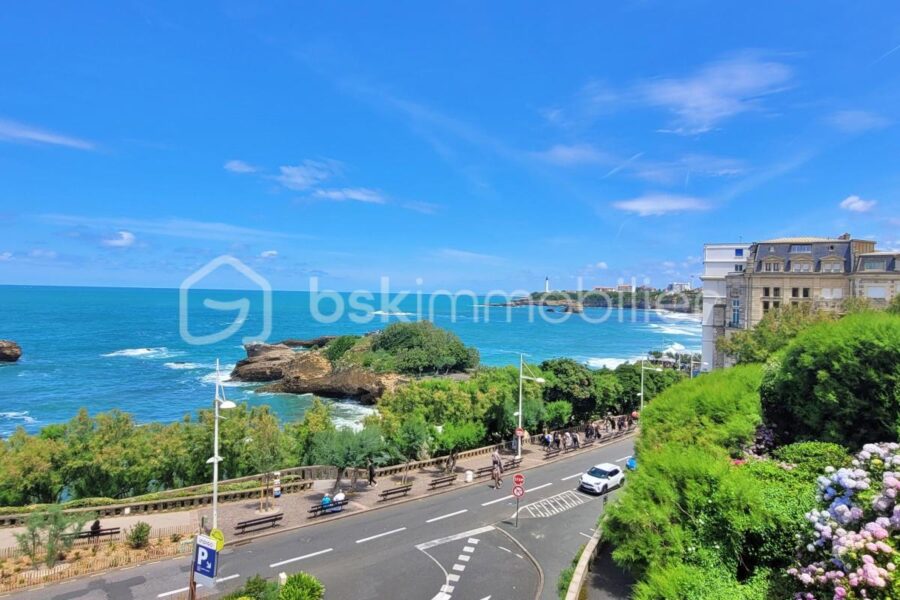 Appartement à vendre à Biarritz — Vue mer — photo 1
