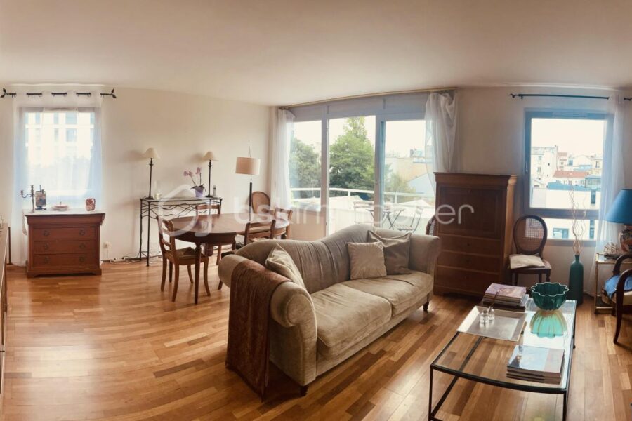 Appartement à vendre à Paris 14e arrondissement — Vue sur la ville — photo 2