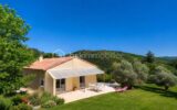 Maison à vendre à Saint pons de thomieres — Vue montagne — photo 2