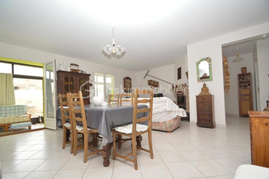 à vendre à Saint-Laurent-de-la-Salanque — Vue dégagée — photo 1
