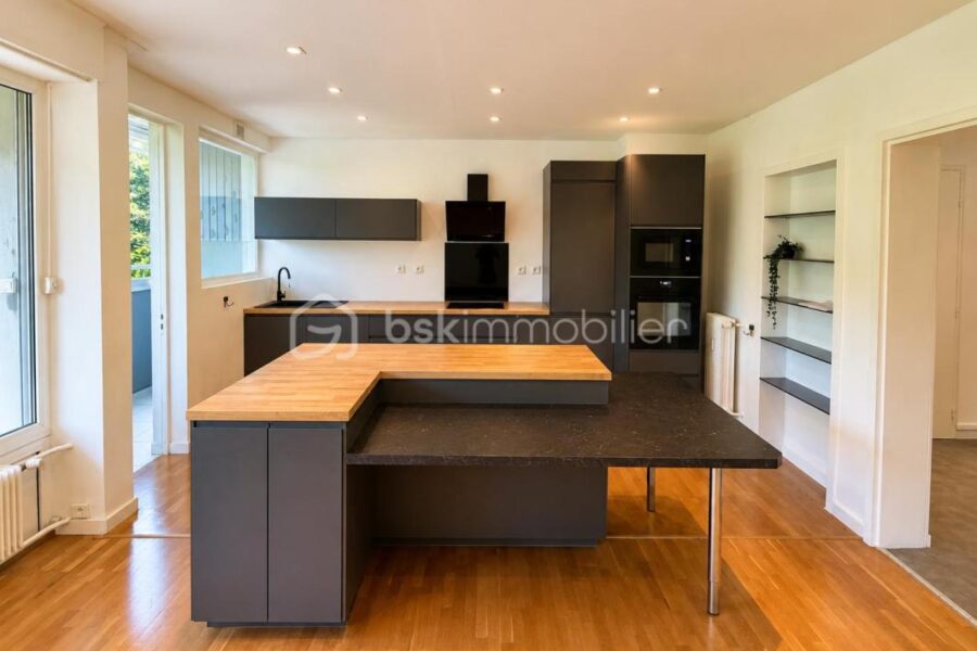 Appartement à vendre à Mulhouse — Vue parc & jardin — photo 2